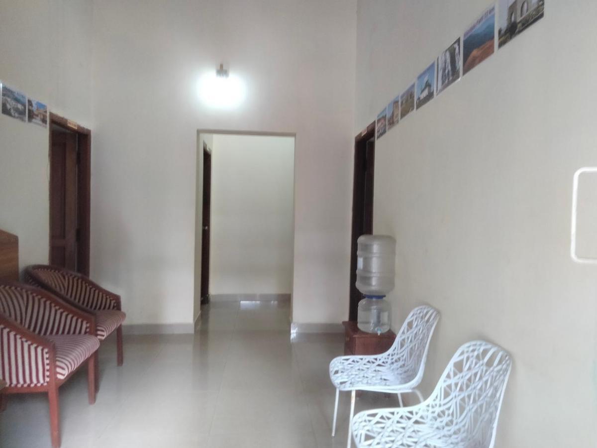 Prashanth Family Homestay Madikeri Bagian luar foto